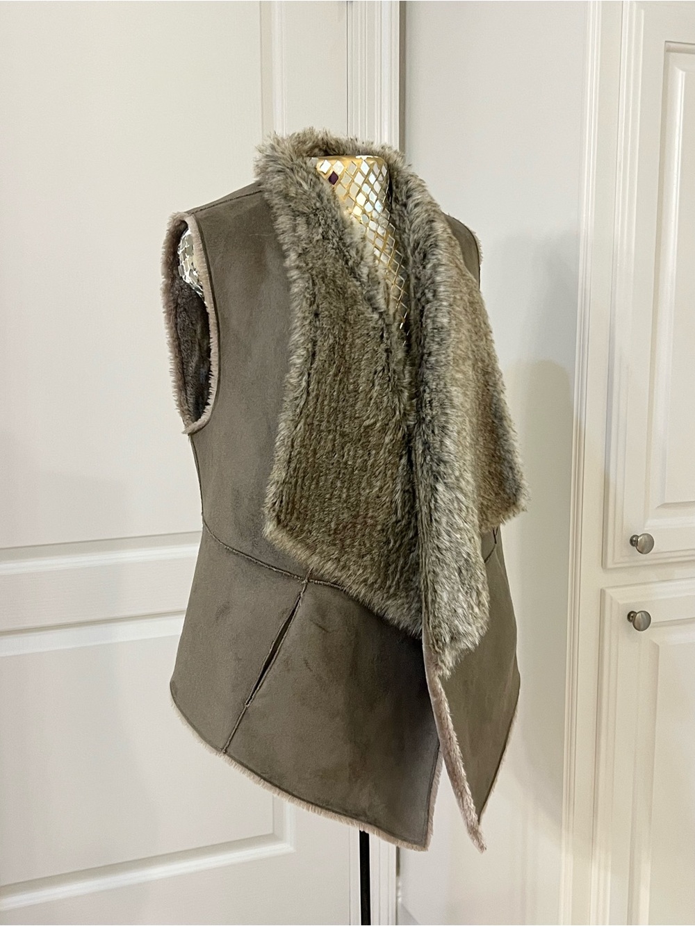 Nic + Zoe Faux Fur Trim Taupe Vest - Women's Sleeveless Coat